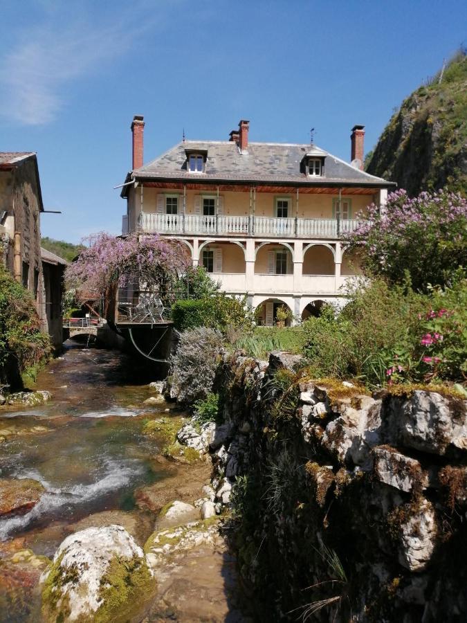 Au Fil De L'Eau Bed & Breakfast Cerdon  Exterior foto