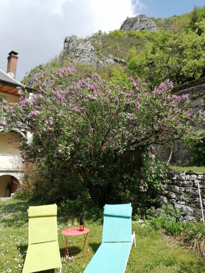 Au Fil De L'Eau Bed & Breakfast Cerdon  Exterior foto