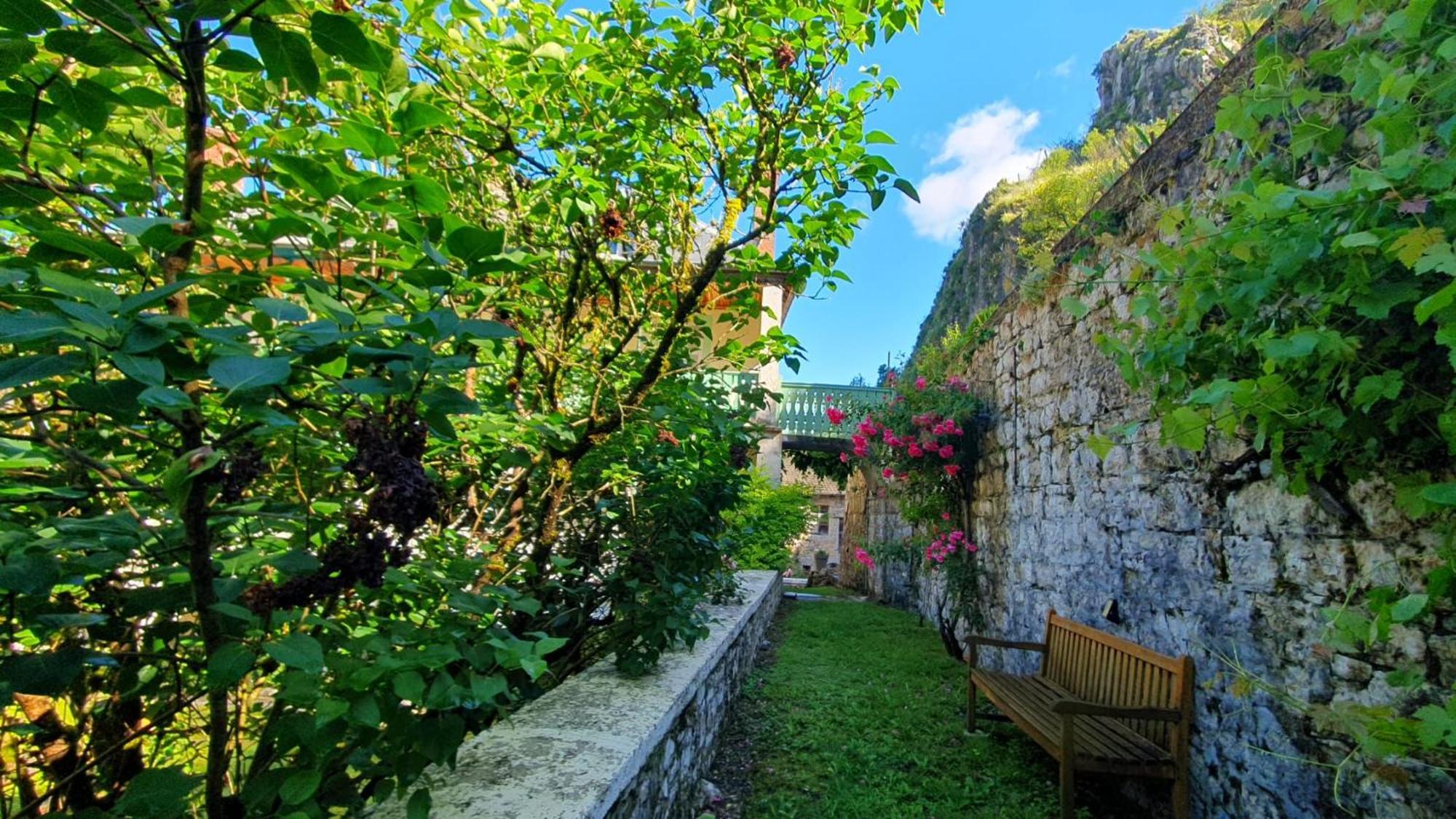 Au Fil De L'Eau Bed & Breakfast Cerdon  Exterior foto